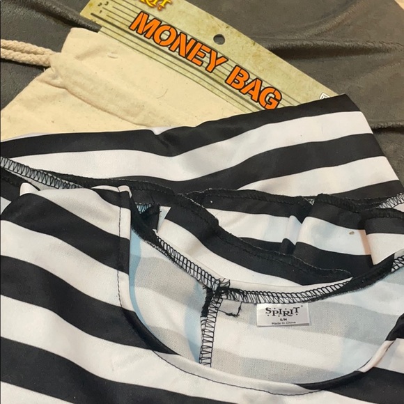 Spirit Halloween Robber shirt and money bag combo